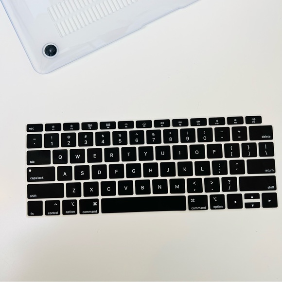 MacBook Air 13 Inch Pink & Purple Crystal Marbled Hard Case & Keyboard Protector - Picture 7 of 9